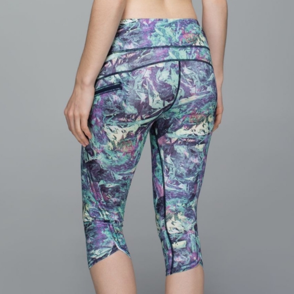 Lululemon Run: Top Speed CropIridescent Multi